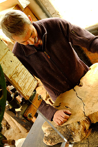 Rigas Aggelos-3-choosing%20the%20correct%20wood-small%20pofile%20photo%20web